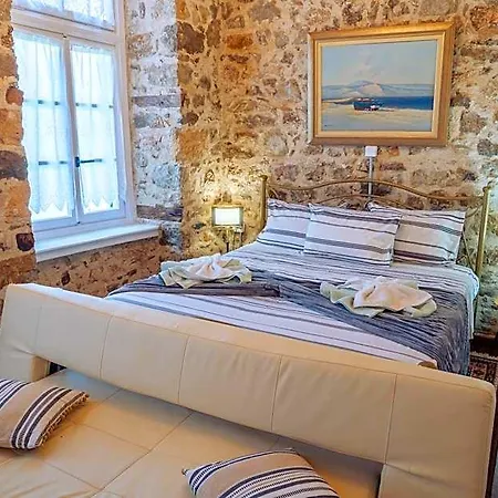 Hotel 1830 Chateau