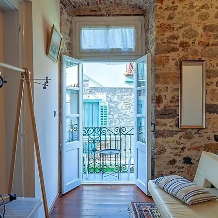 Hotel 1830 Chateau Nauplia