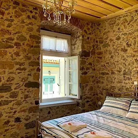1830 Chateau